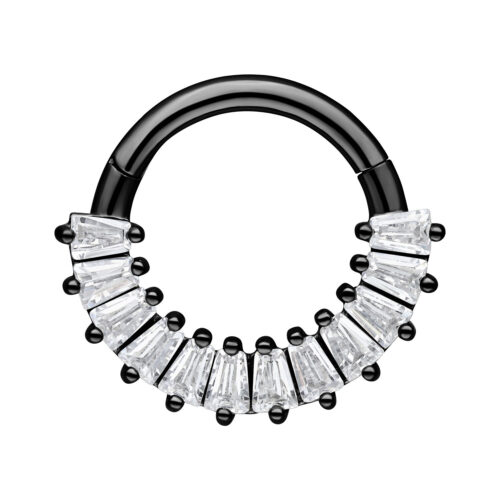 Septum Clicker nero in acciaio chirurgico con cristalli chiari su sfondo bianco