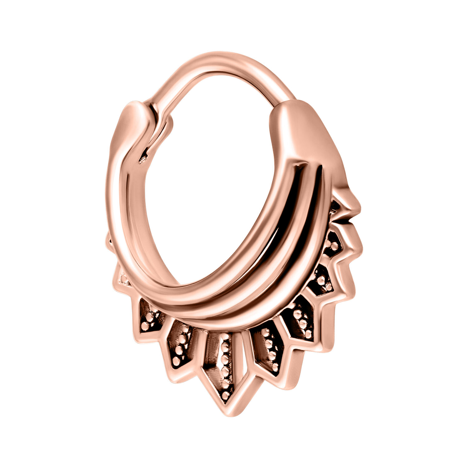 Clicker septum in oro rosa con design filigranato su sfondo bianco