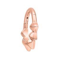 Anello piercing Spikes Clicker in oro rosa su sfondo bianco