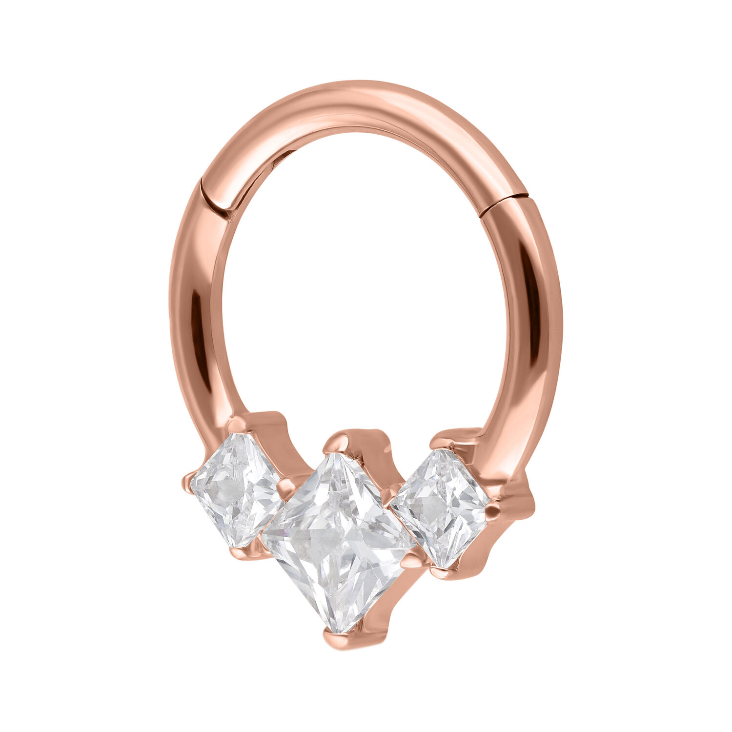 Clicker per Setto in Oro Rosa con Cristalli Clicker per setto in oro rosa in acciaio chirurgico con tre cristalli quadrati su sfondo bianco