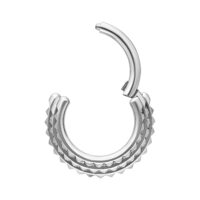 Clicker per Setto Nasale Triplo Spike Argento su sfondo bianco