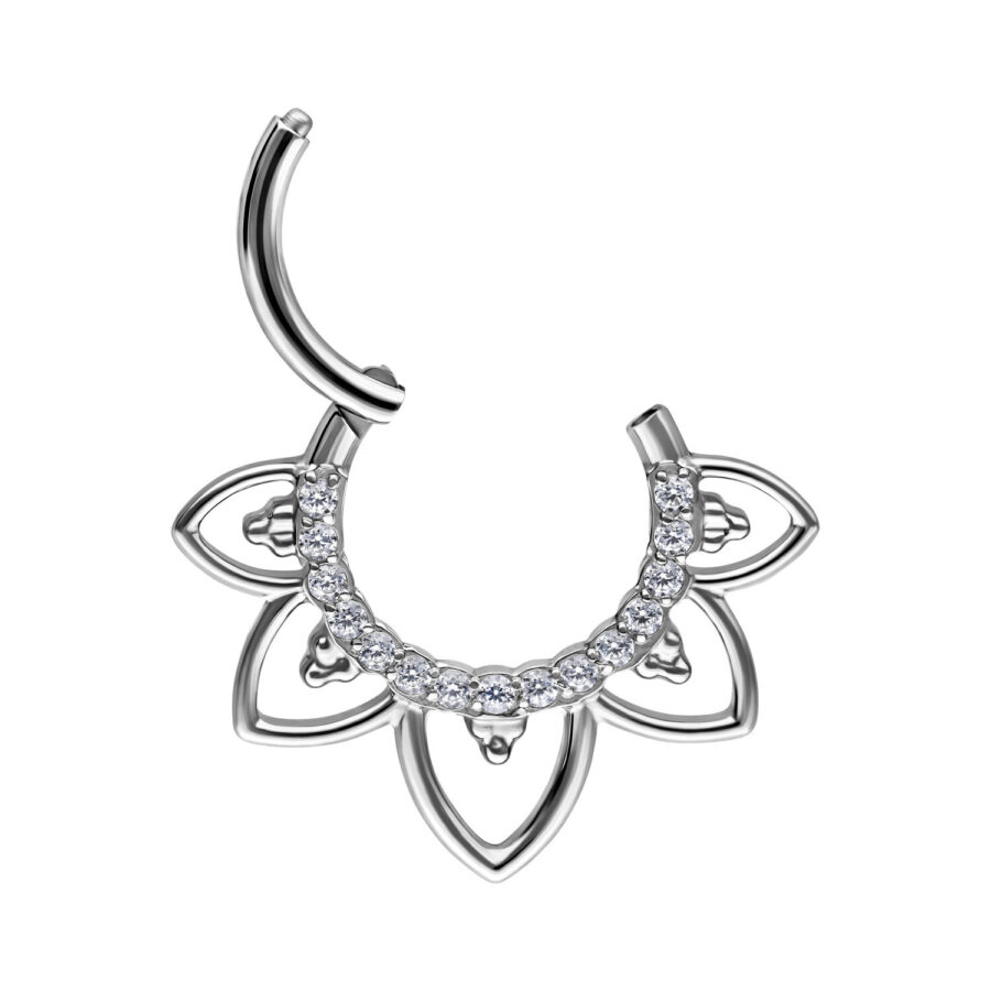 Septum Clicker color argento con design a forma di fiore e cristalli, su sfondo bianco