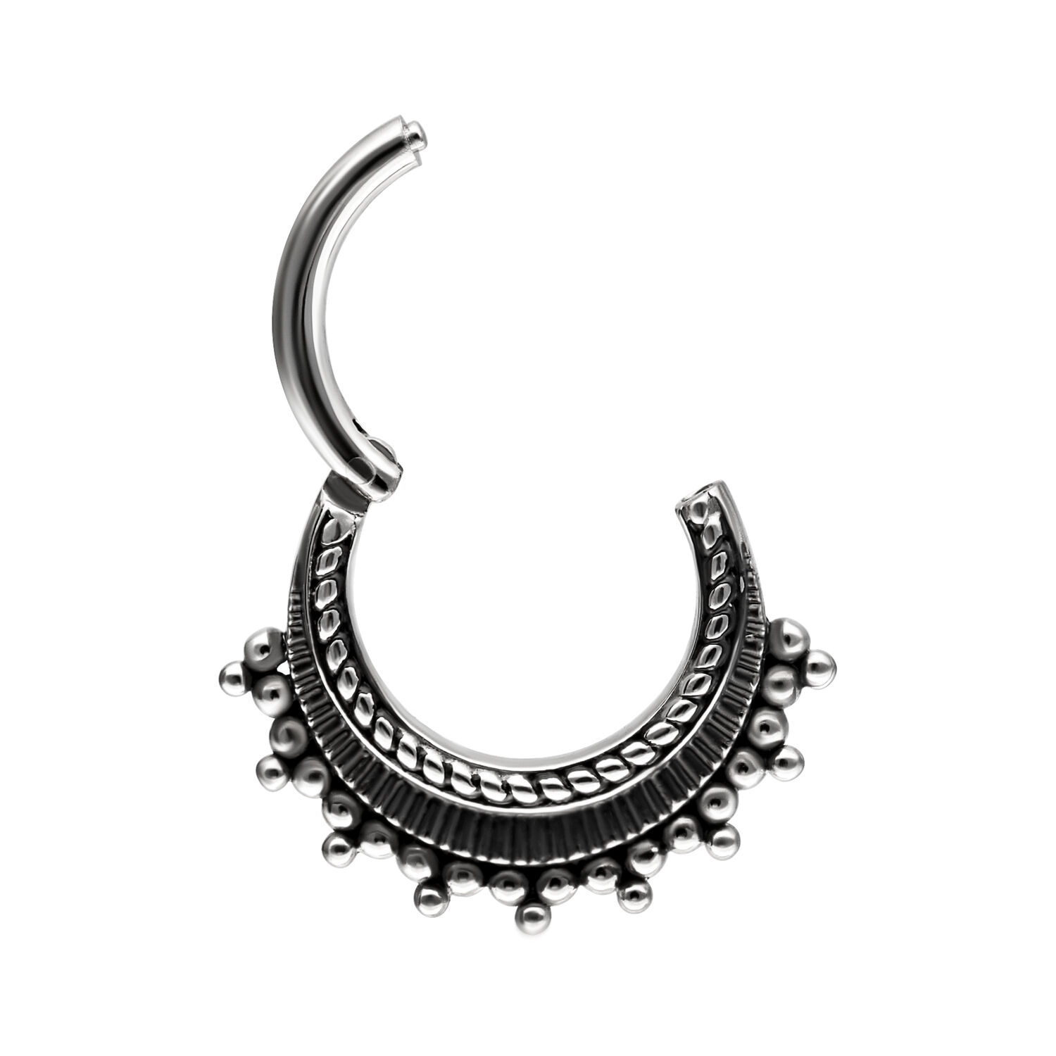 Clicker a cerniera argentato in acciaio chirurgico con decorazione di perle su sfondo bianco