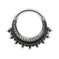 Anello Piercing argento con decorazioni su sfondo bianco