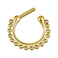 Clicker per setto in oro in acciaio chirurgico con catena a sfera su sfondo bianco