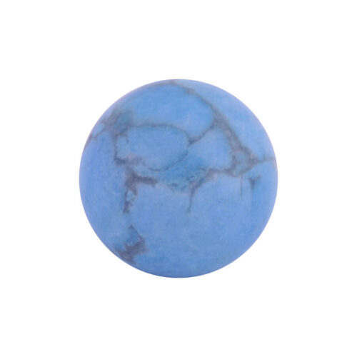 Pietra semipreziosa blu rotonda con venature grigie su sfondo bianco
