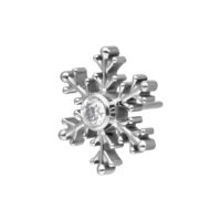 Accessorio piercing a fiocco di neve in argento con cristallo chiaro su sfondo bianco