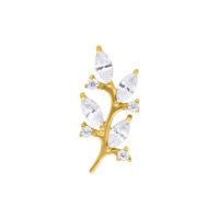 Foglia di Cristallo Dorato per Piercing Accessorio per piercing dorato a forma di foglia con cristalli chiari su sfondo bianco