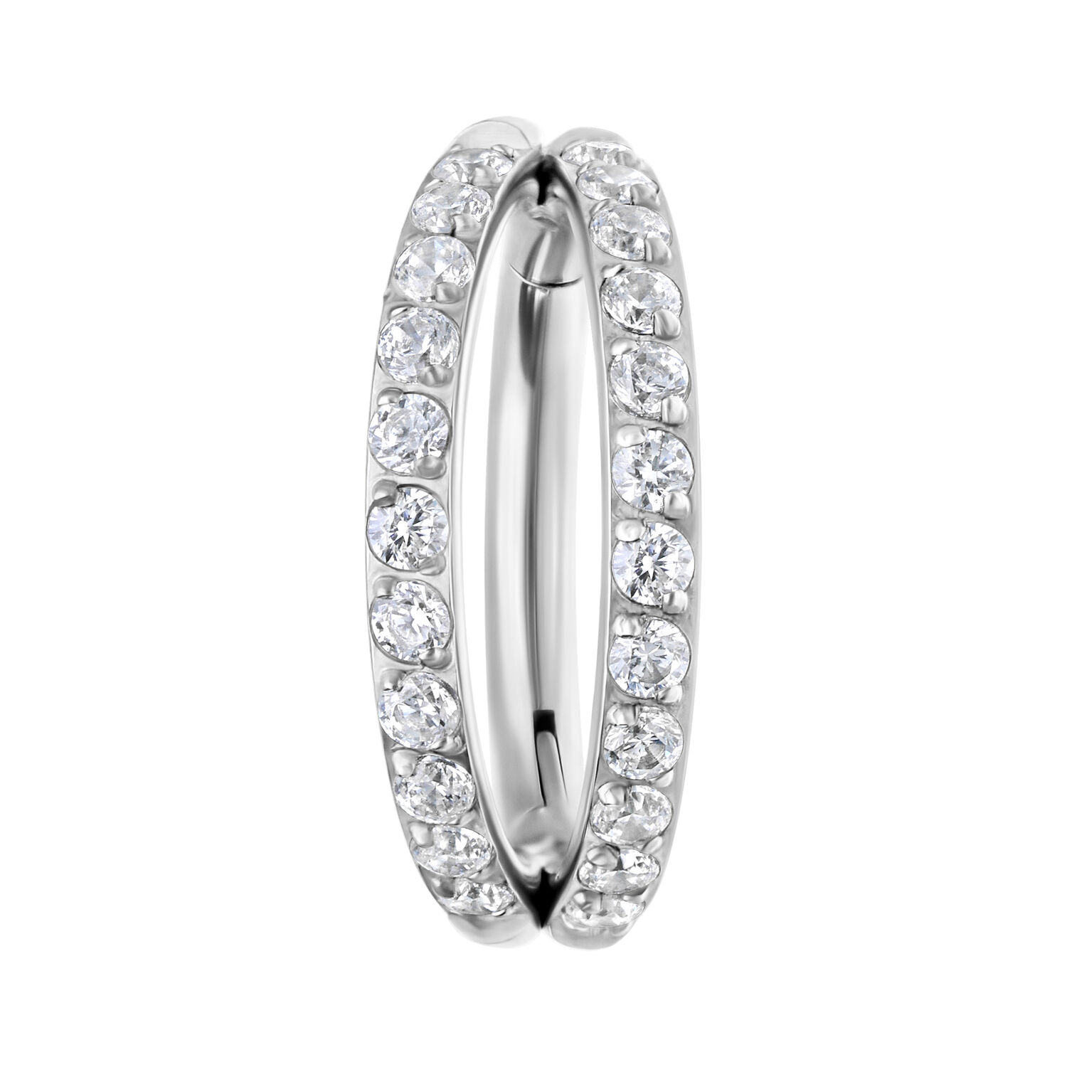 Clicker in argento con doppia fila di cristalli su sfondo bianco