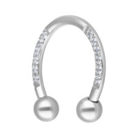 Barbell circolare color argento con cristalli su sfondo bianco