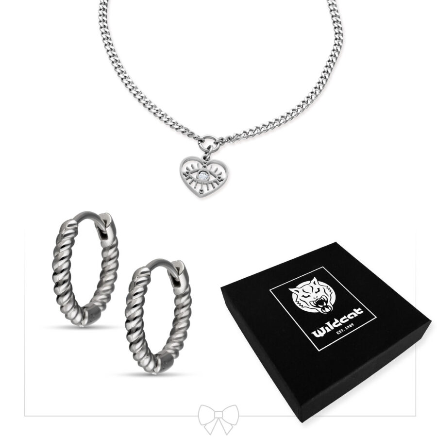 Bracciale in argento con ciondolo a cuore e un paio di cerchi intrecciati, confezione Wildcat nera