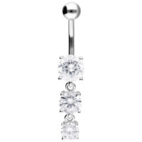 Banana Bell in argento con tre cristalli chiari e rotondi su sfondo bianco