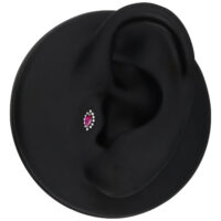 Modello di orecchio nero con inserto Push Fit argento e cristallo rosso