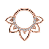 Septum Clicker in oro rosa con pietre cristalline in design orientale su sfondo bianco