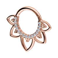 Clicker per setto in oro rosa con cristalli chiari su sfondo bianco