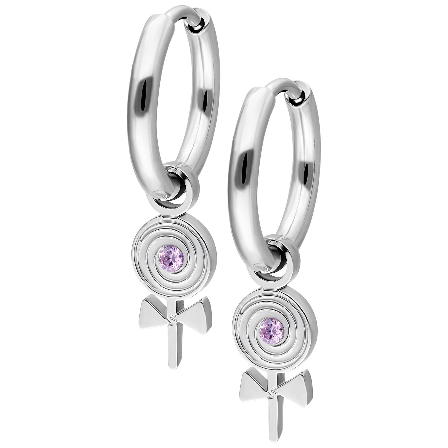 Due orecchini a cerchio argento con pendente di pietra viola su sfondo bianco
