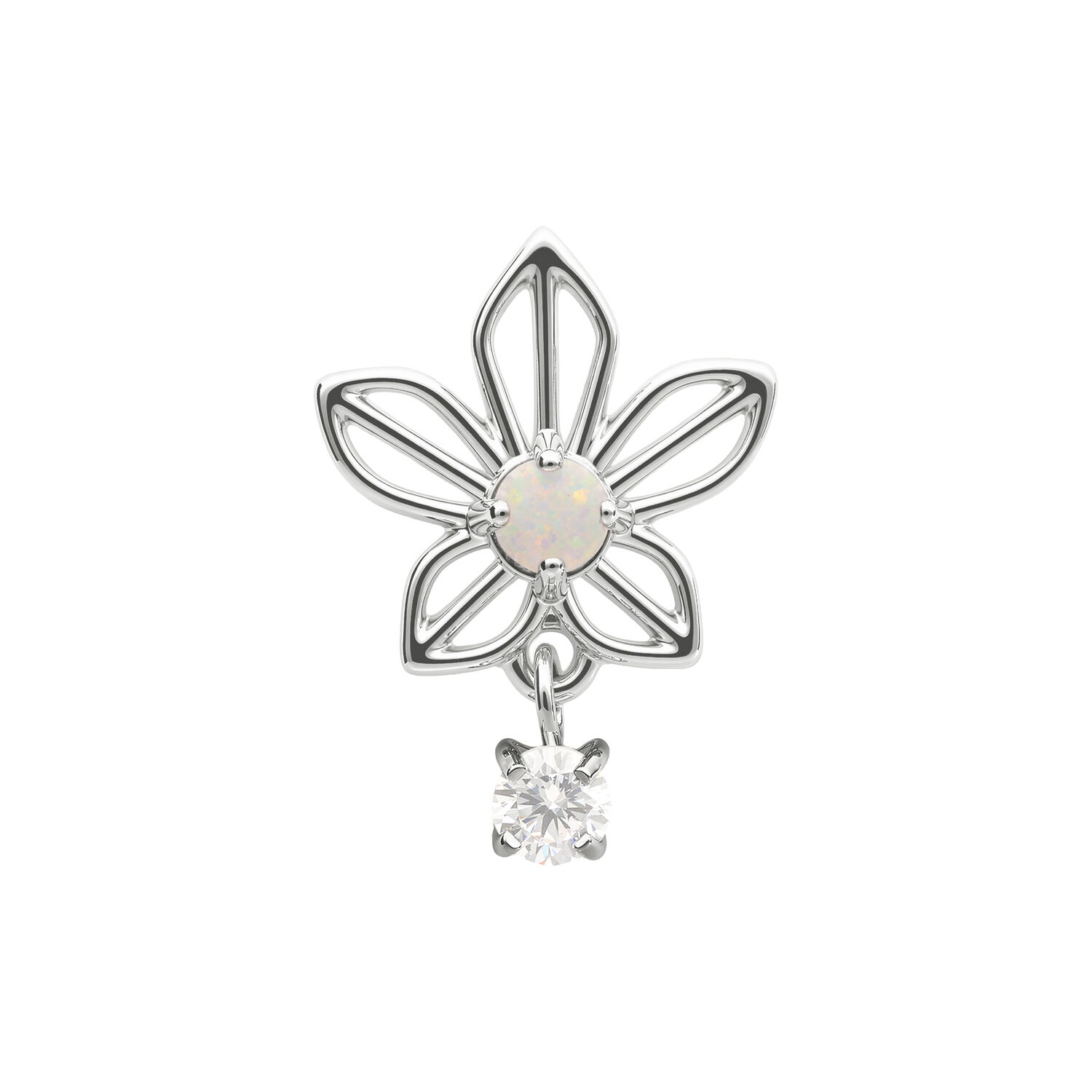 Accessorio in oro bianco a forma di fiore di gelsomino con opale sintetico pendente su sfondo bianco