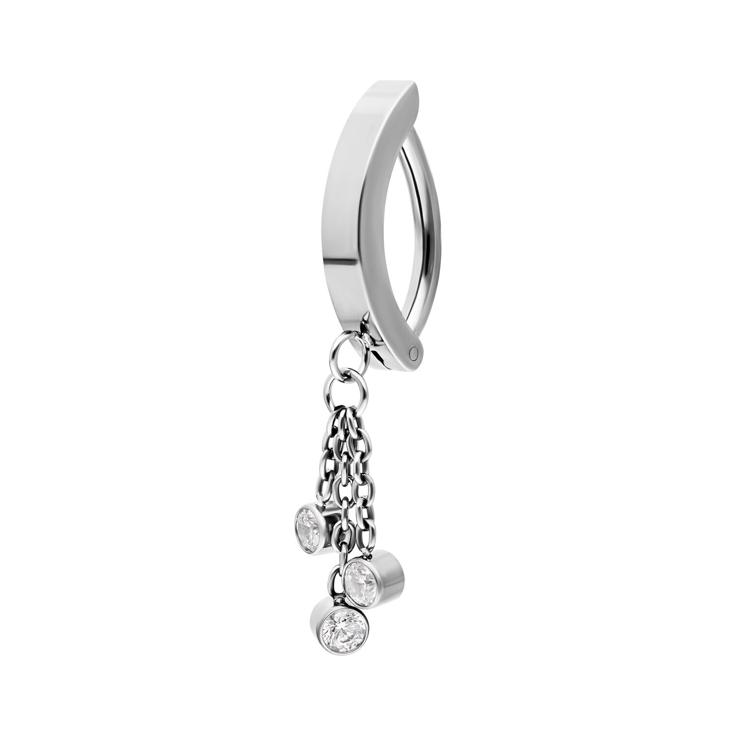 Clicker per ombelico in argento con ciondolo di cristallo Anello per ombelico in argento con tre ciondoli di cristallo su catene su sfondo bianco